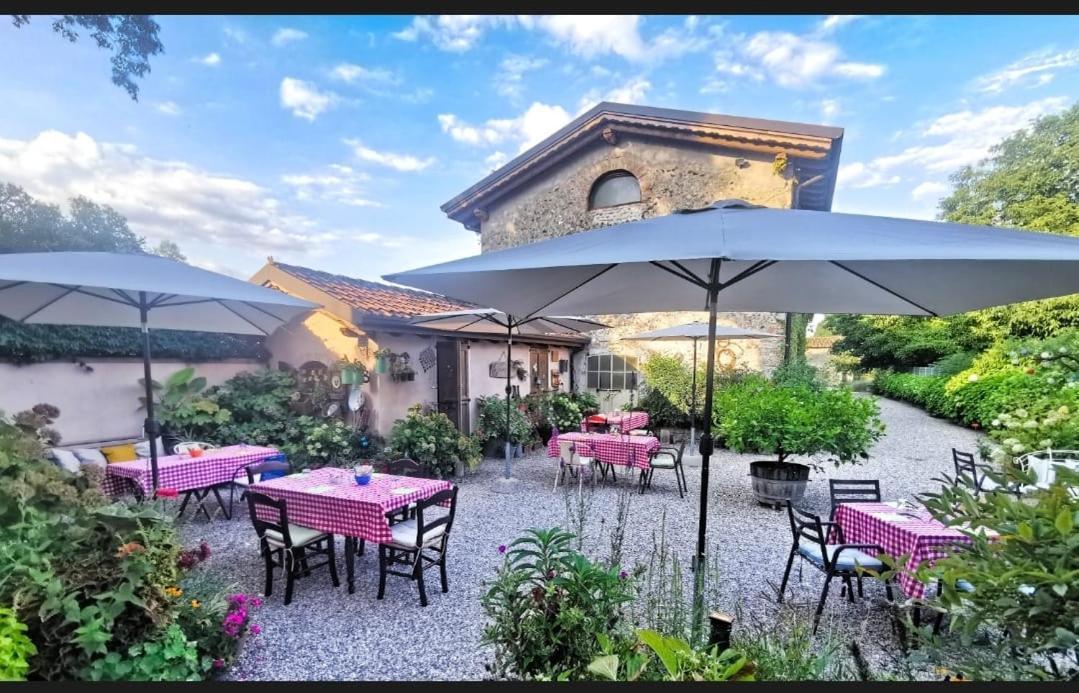 Le Camere Di Virgilio 蒙赞巴诺 外观 照片